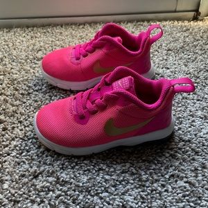 Toddler Pink Nike Shoes